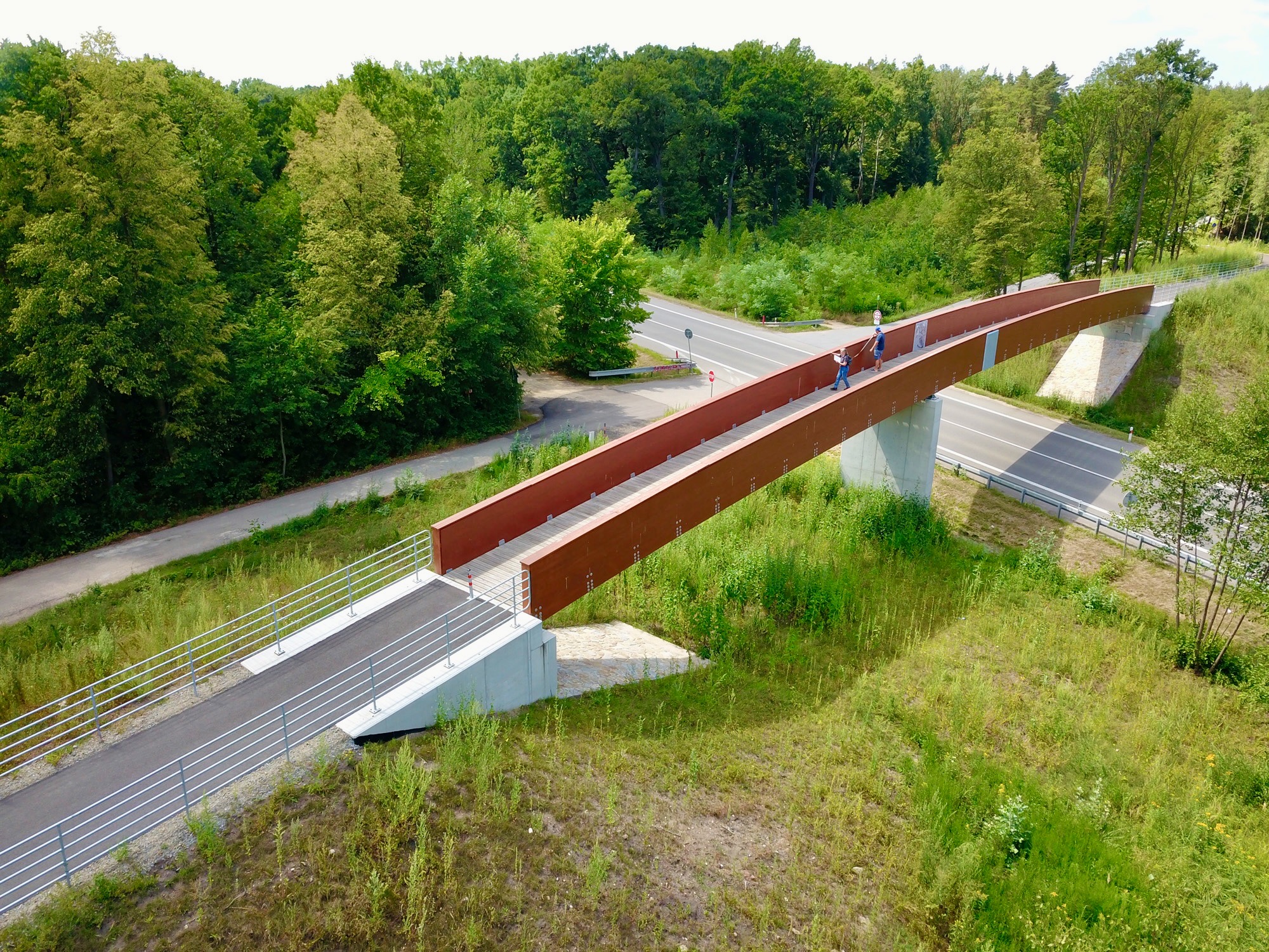 Hodonín – přemostění silnice I/55 – stavba lávky pro cyklisty a chodce - Út- és hídépítés
