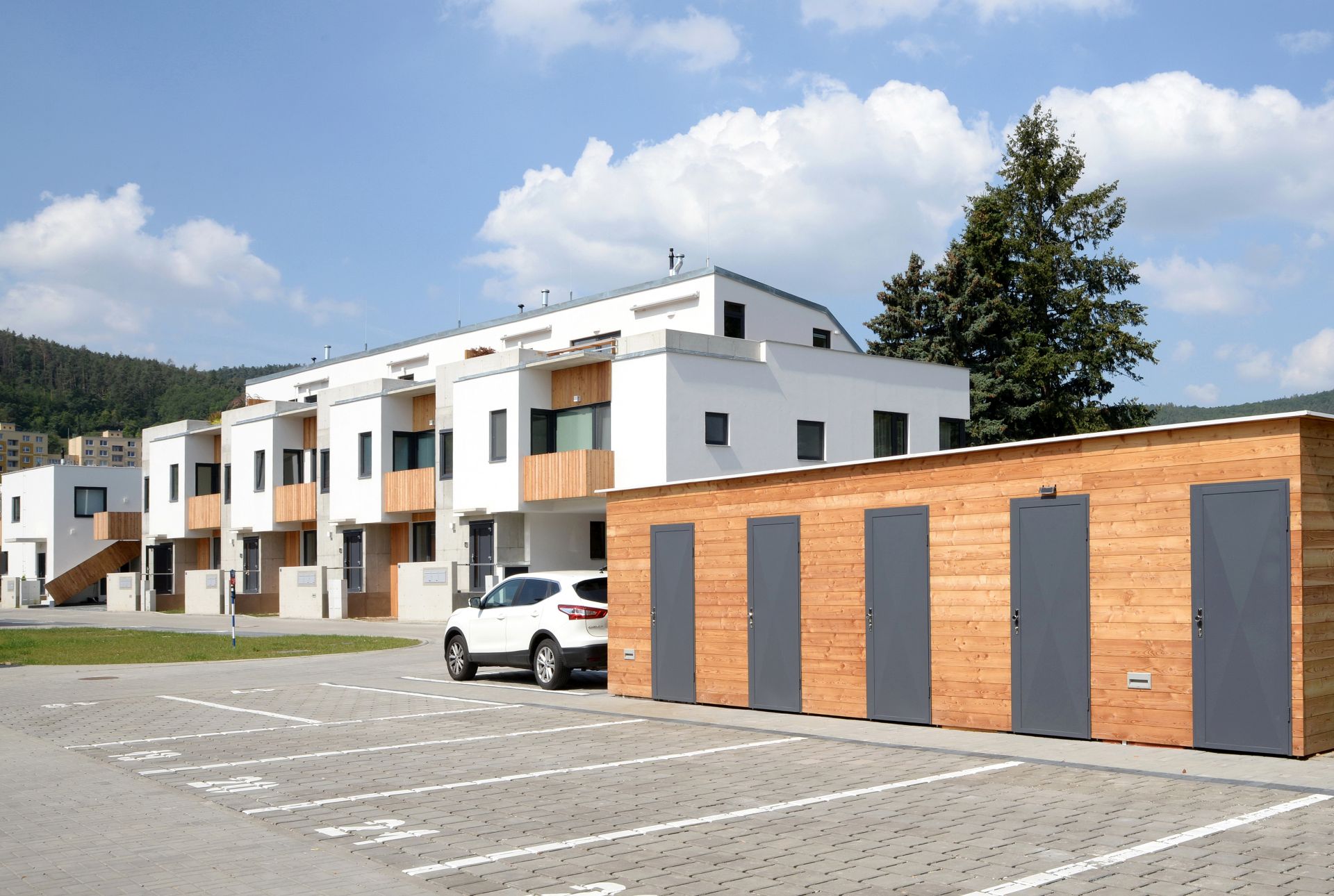 Brno – novostavba rodinných domů Jundrovské zahrady (II. etapa) - Magasépítés