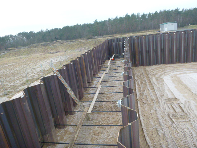 Zeithain - Bau eines Sprengplatzes mit Fangedamm und Zündbunker  - Speciális kompetenciáink