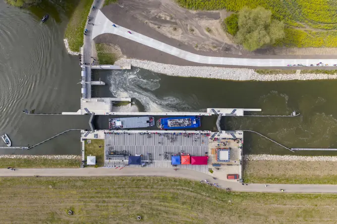 Bat'a Kanal CZ 4