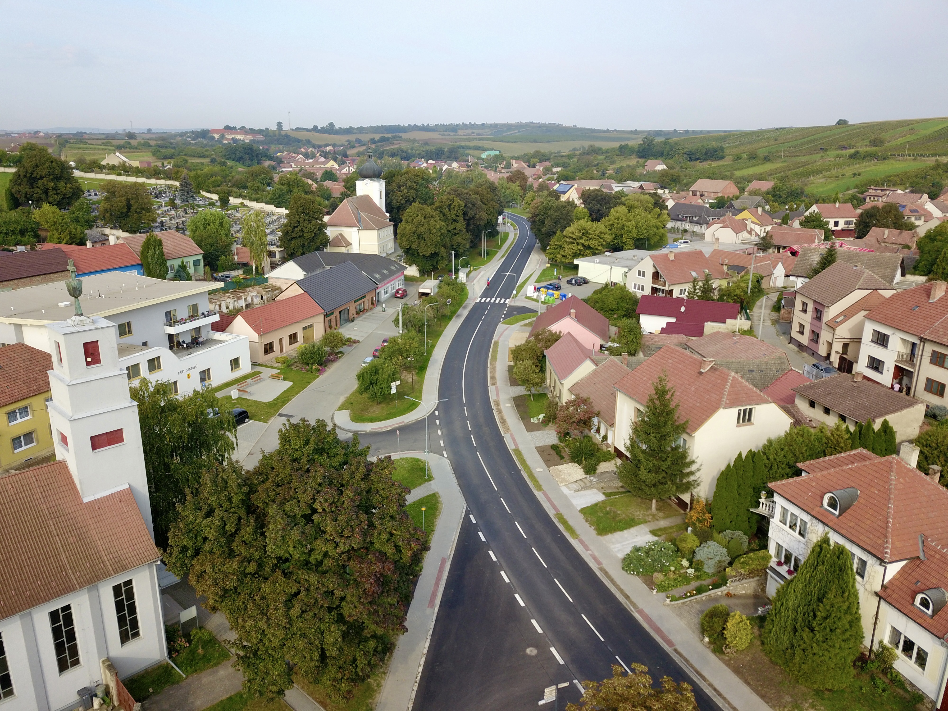 Silnice II/422 –  rekonstrukce úseku Svatobořice-Mistřín – křižovatka se silnicí II/380 - Út- és hídépítés