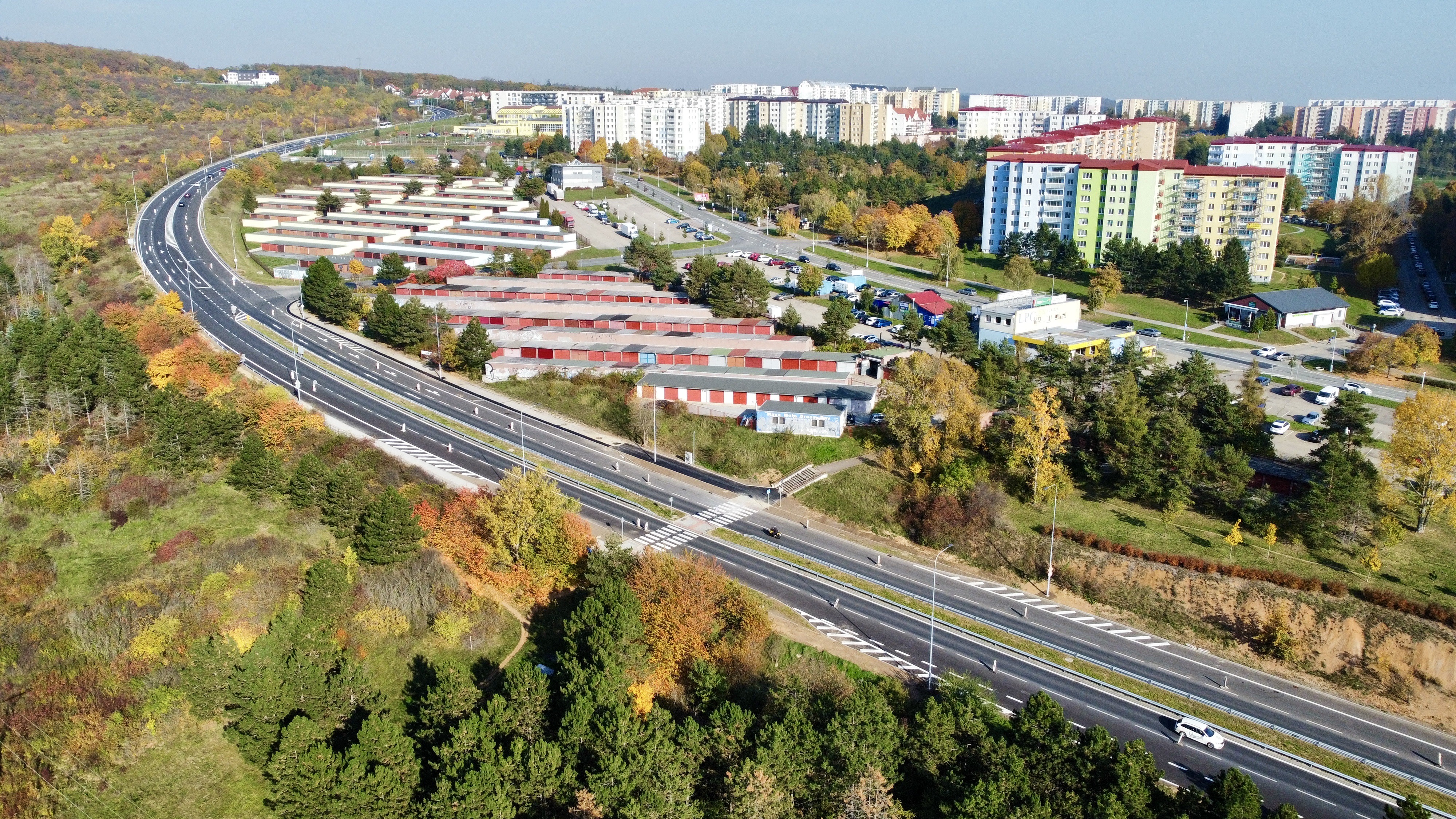 Brno – rekonstrukce ul. Jedovnická - Út- és hídépítés