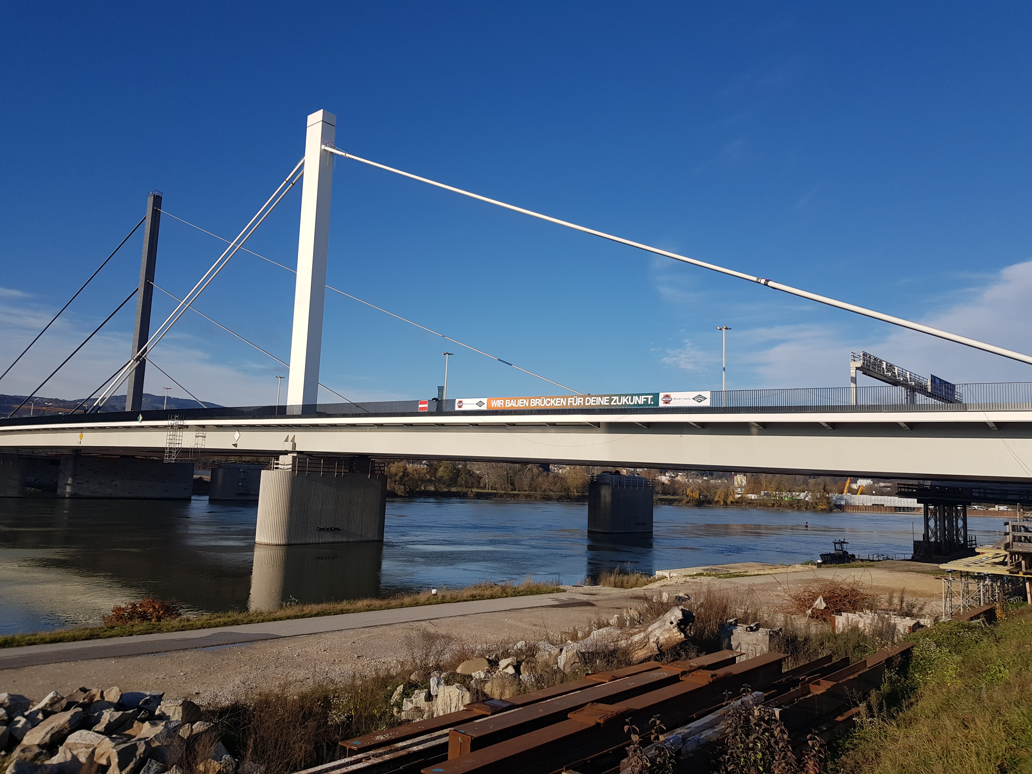 Linz A7 Bypassbrücken  - Út- és hídépítés