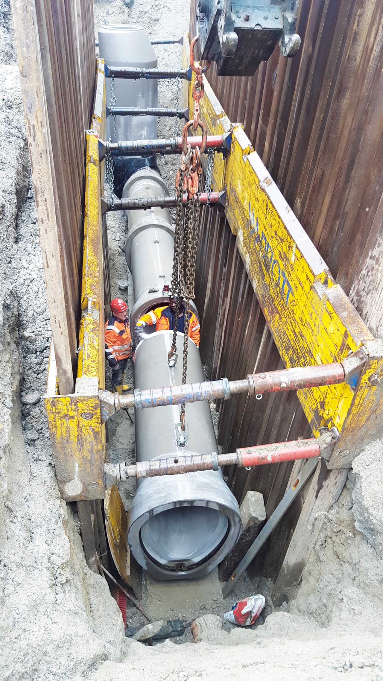 Leitungsbau, Innsbruck - Mélyépítés Leitungsbau, Innsbruck - Mélyépítés