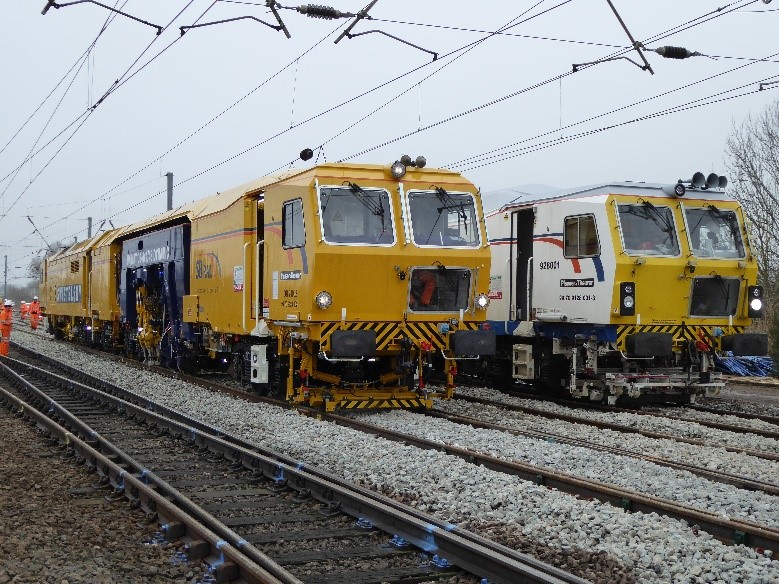 Network Rail-Supply and Operation of On Track Machines - Vasútépítés