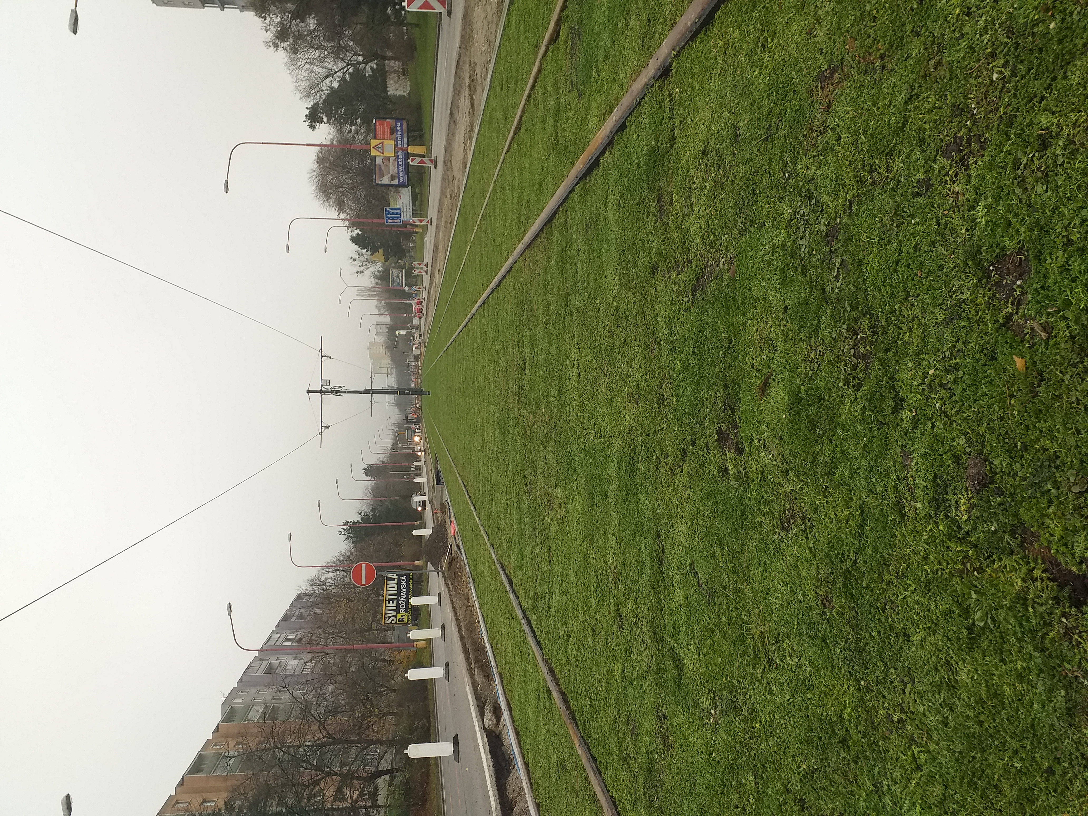 Tramvajová trať Dúbravsko – Karloveská radiála  - Vasútépítés
