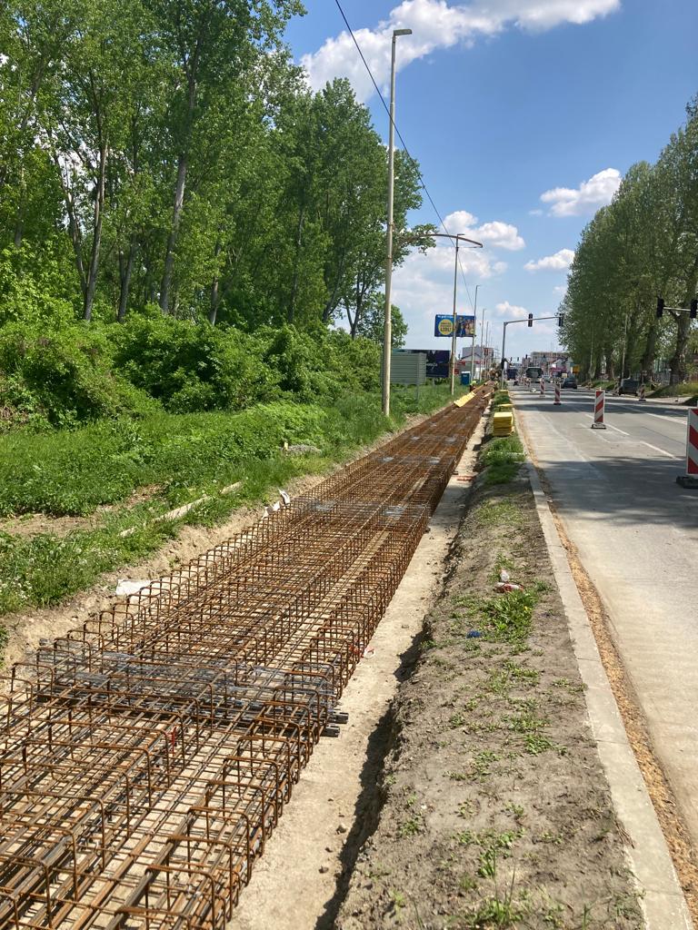 Građevinski radovi na modernizaciji tramvajske pruge i tramvajskih stajališta - Mélyépítés