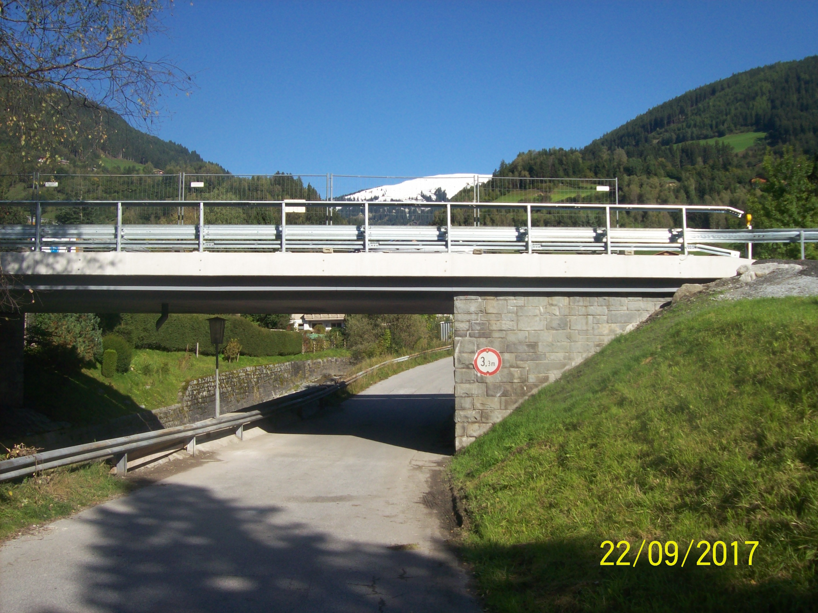 Mühlbachbrücken B165 in Mühlbach im Pinzgau - Út- és hídépítés