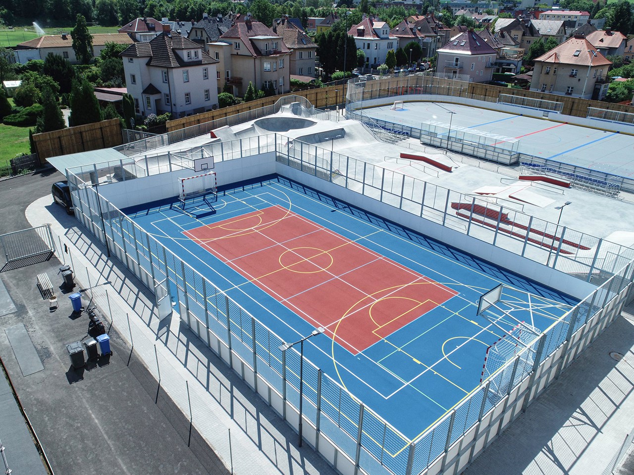 Sportovní hřiště, Děčín - Mélyépítés Sportovní hřiště, Děčín - Mélyépítés