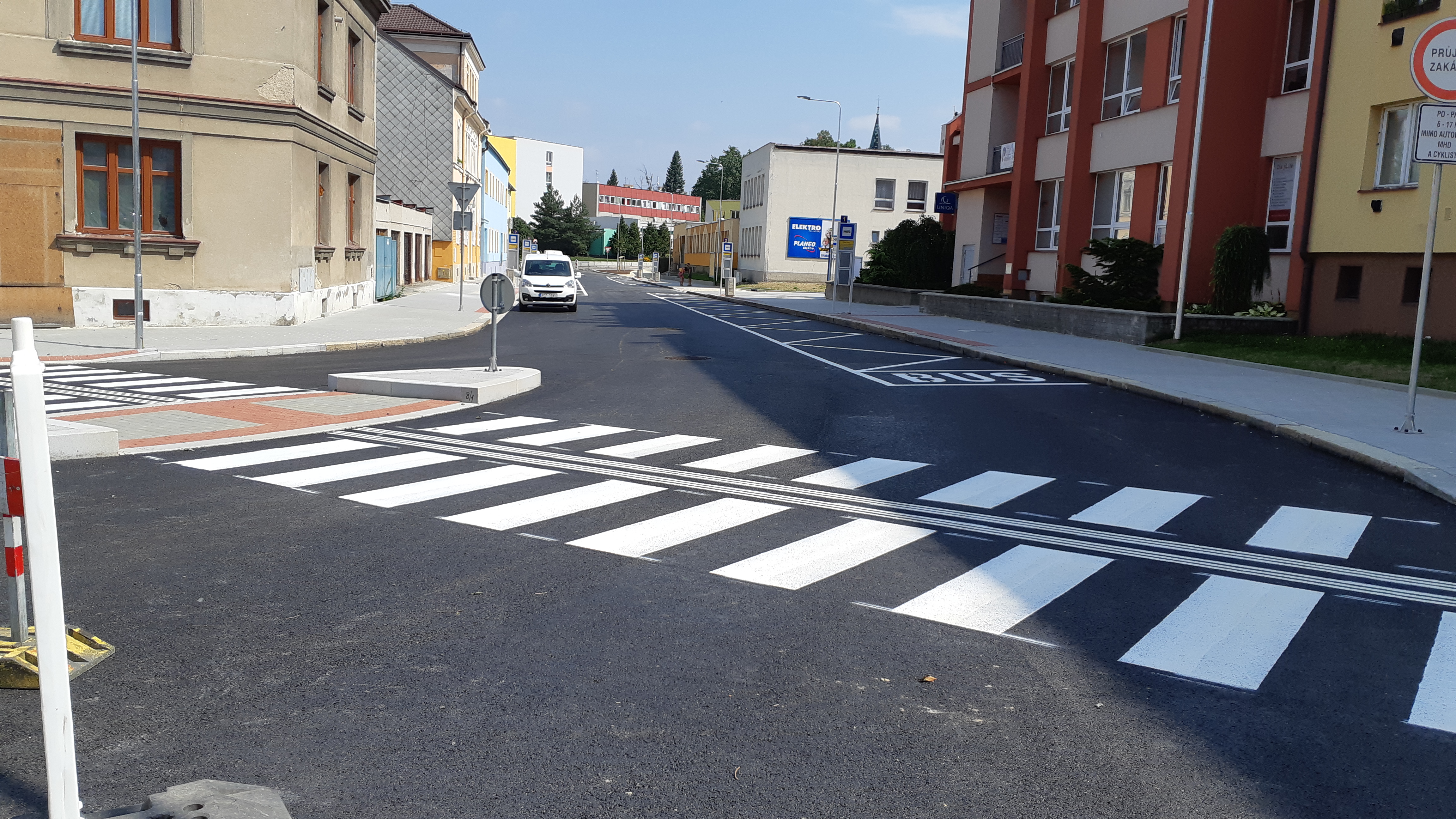 Jindřichův Hradec – rekonstrukce ul. Pravdova, terminál MHD - Út- és hídépítés