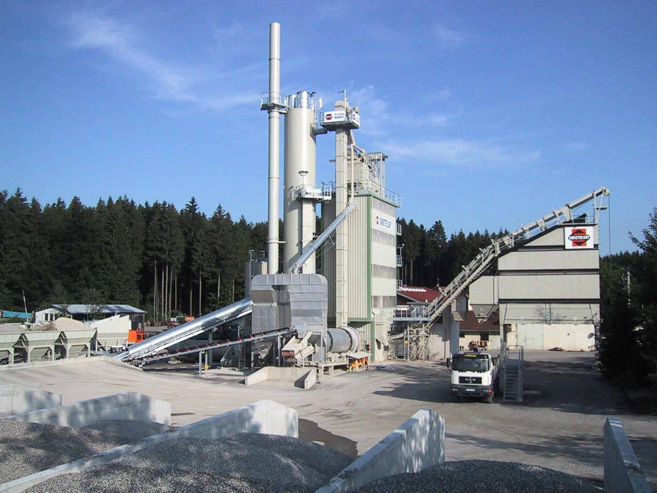 Asphaltmischanlage Nußdorf - Út- és hídépítés Asphaltmischanlage Nußdorf - Út- és hídépítés