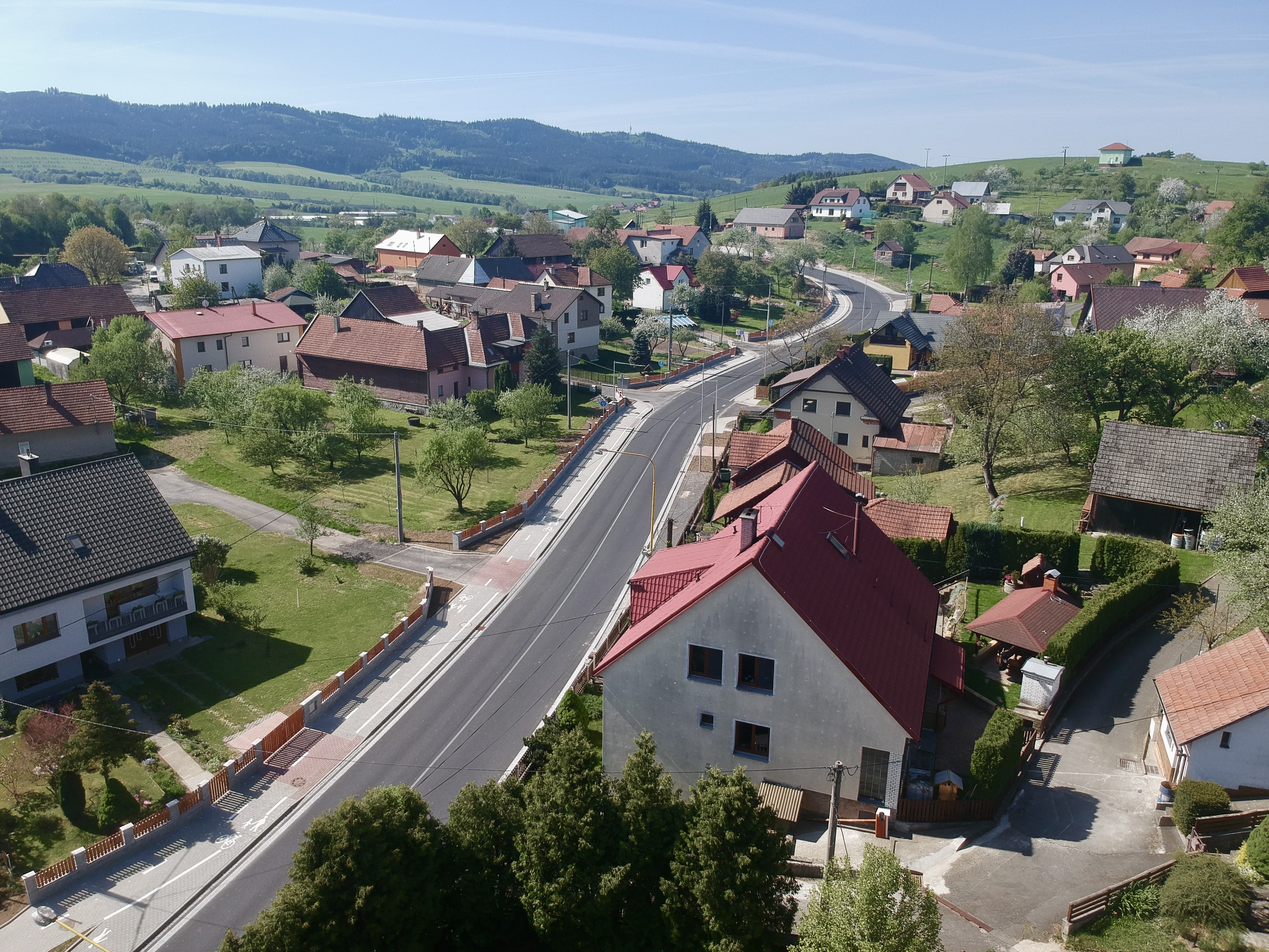 Horní Lideč – revitalizace dopravního prostoru - Út- és hídépítés