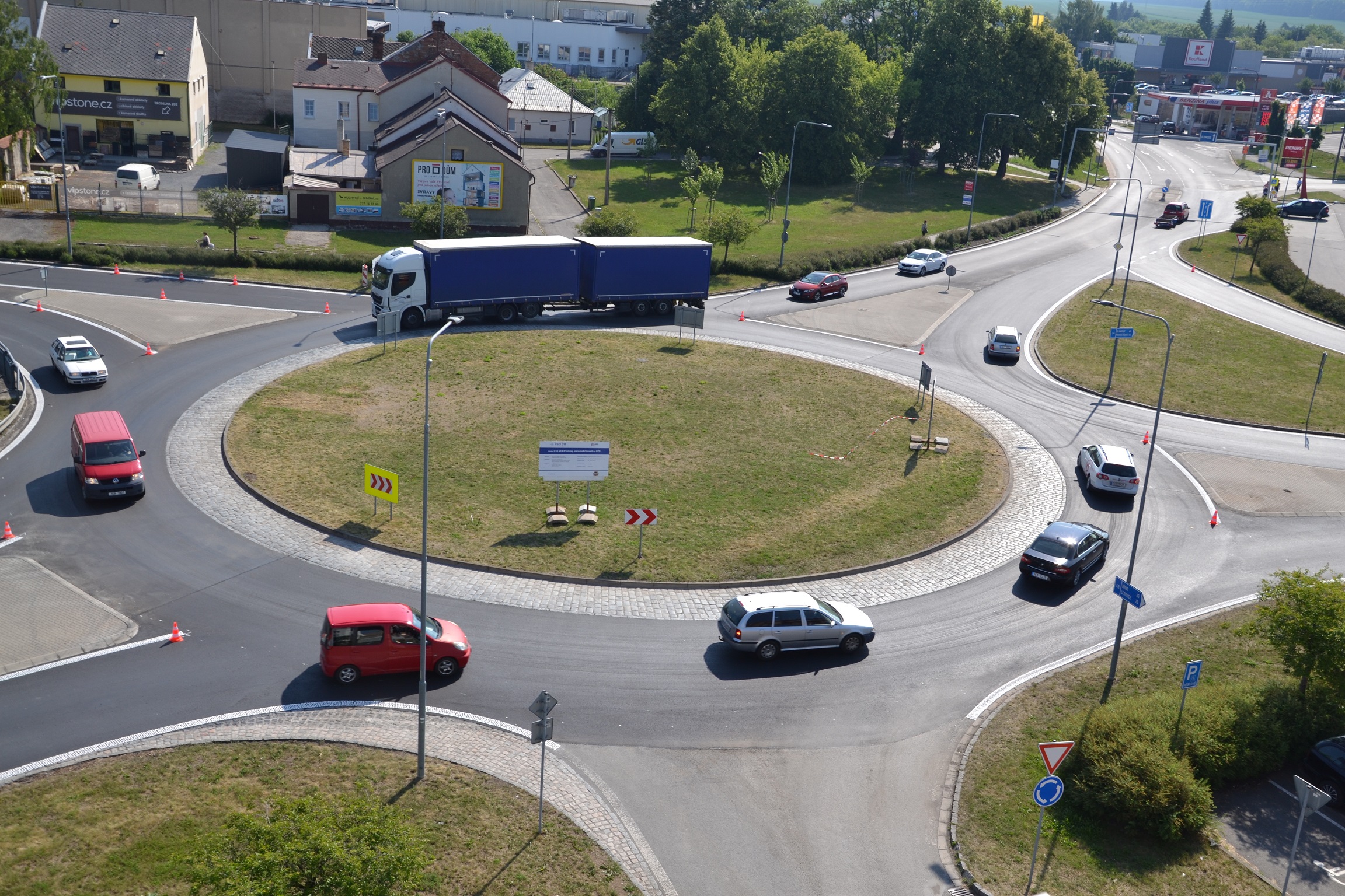 Svitavy – rekonstrukce okružní křižovatky - Út- és hídépítés