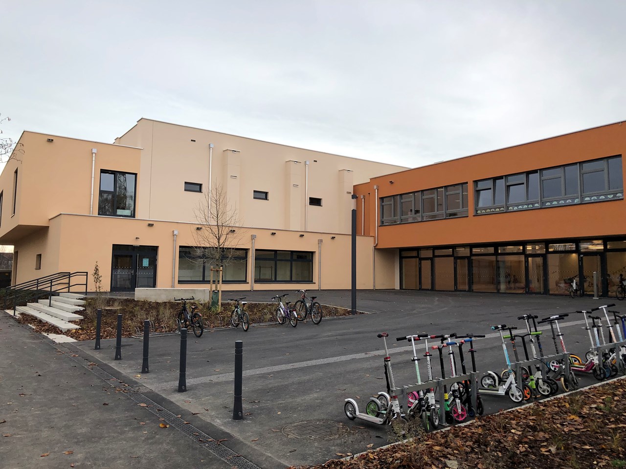 Zu- und Umbau Volksschule Wolkersdorf - Magasépítés Zu- und Umbau Volksschule Wolkersdorf - Magasépítés