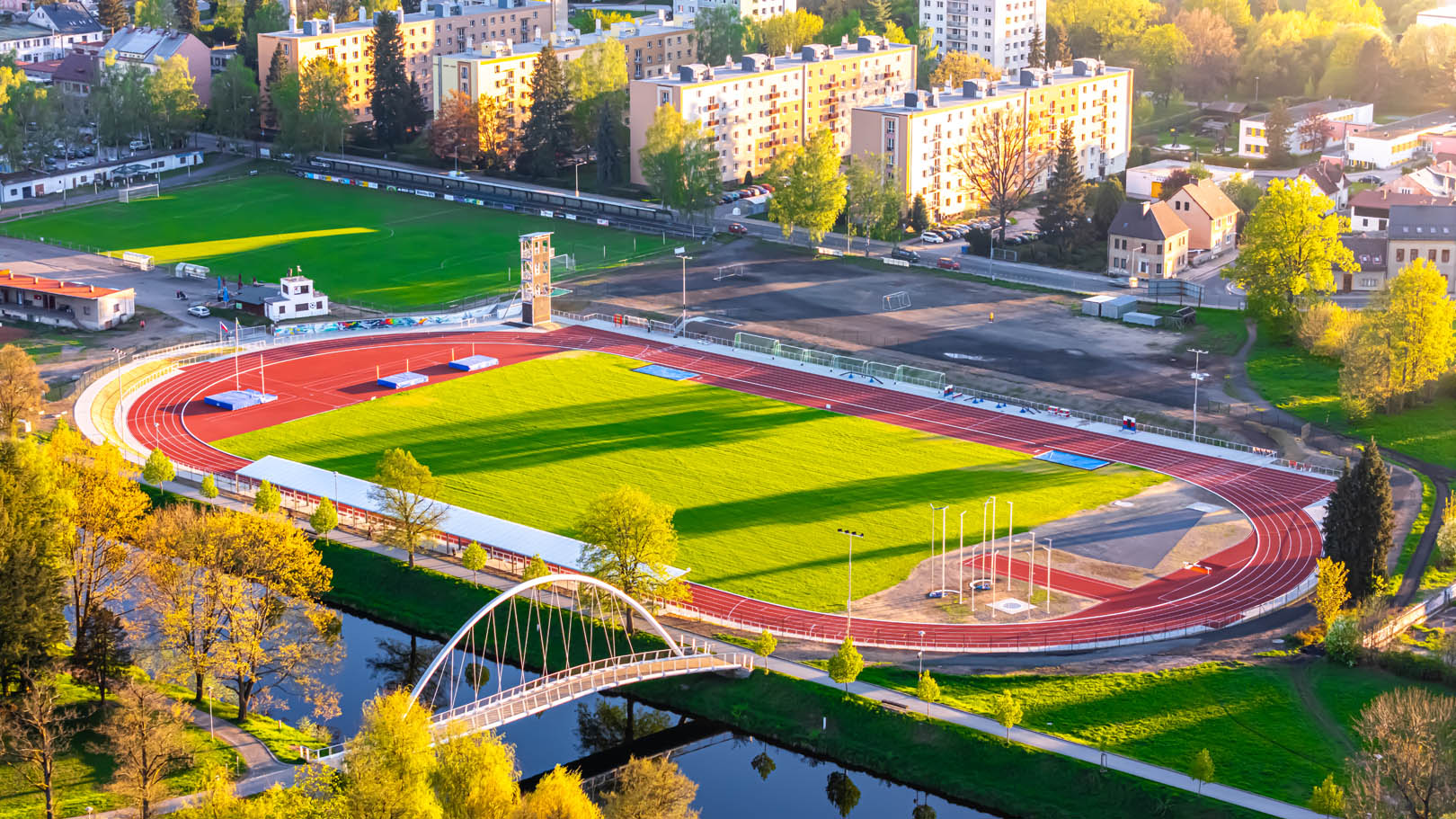 Rekonstrukce Atletického stadionu v Semilech - Speciális kompetenciáink