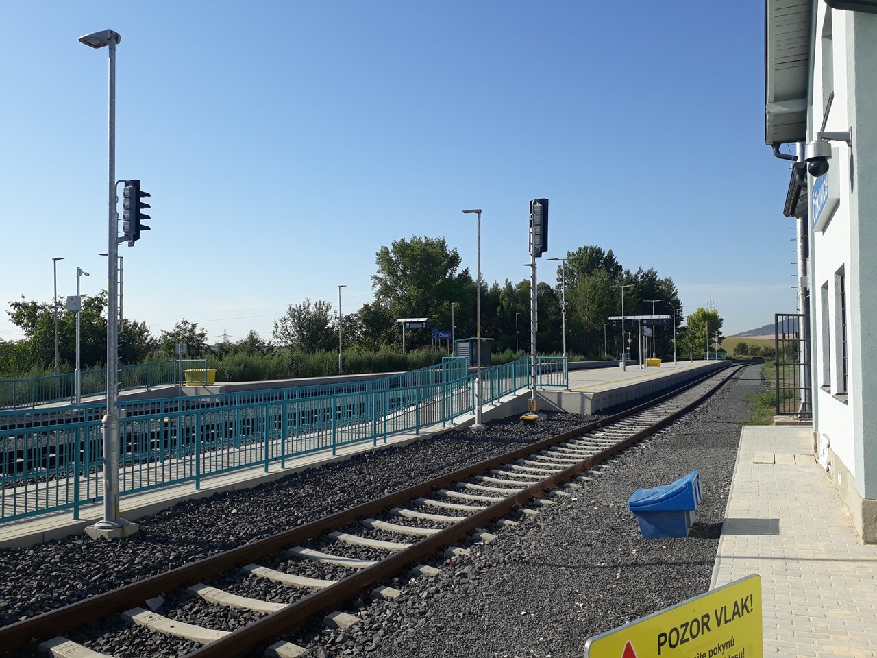 Revitalizace tratě Louny–Lovosice / žel. stanice Čížkovice – venkovní osvětlení - Vasútépítés Revitalizace tratě Louny–Lovosice / žel. stanice Čížkovice – venkovní osvětlení - Vasútépítés