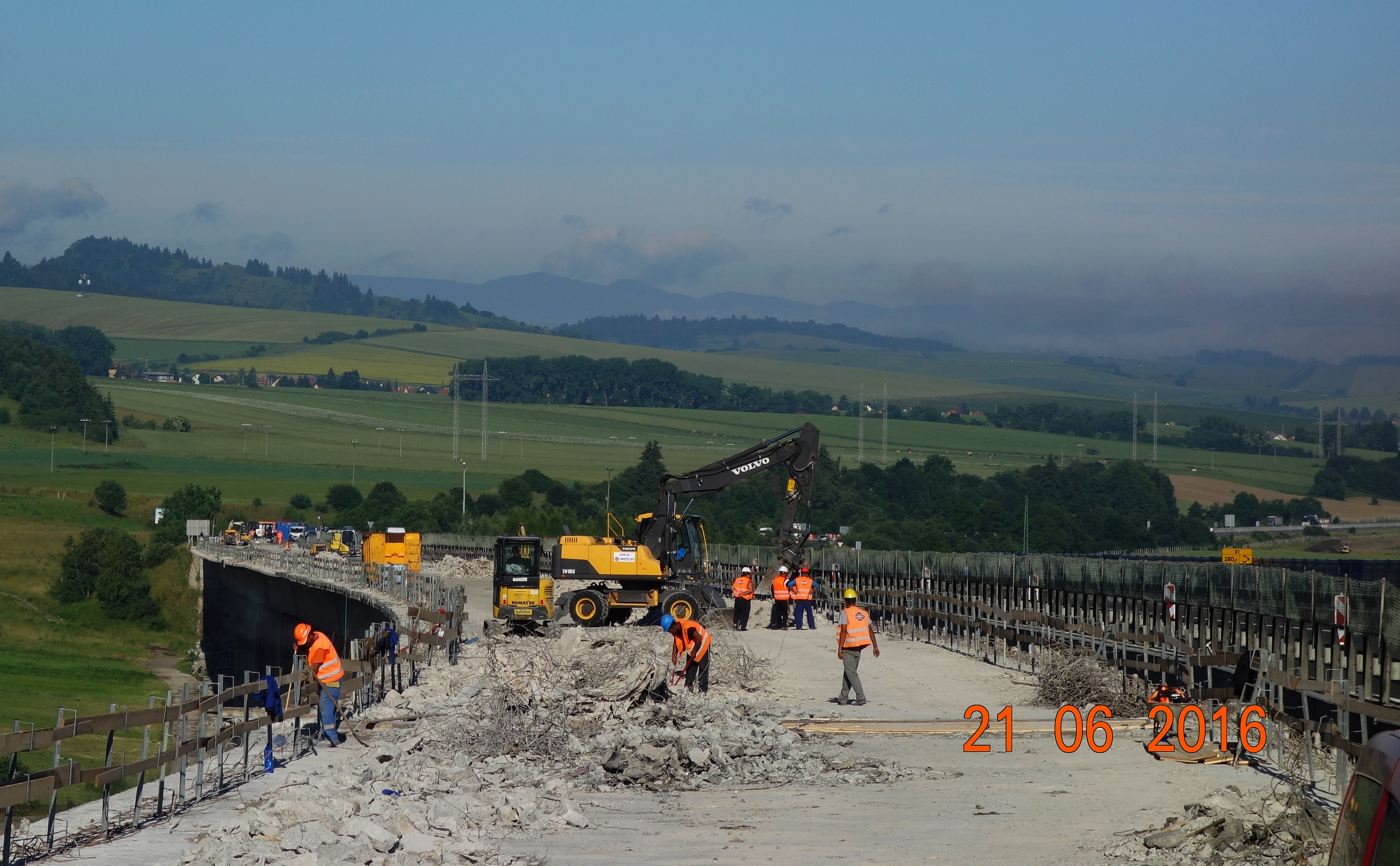 Oprava diaľničného mosta ev. č. D1-220 Podtureň (1 038 m) - Út- és hídépítés